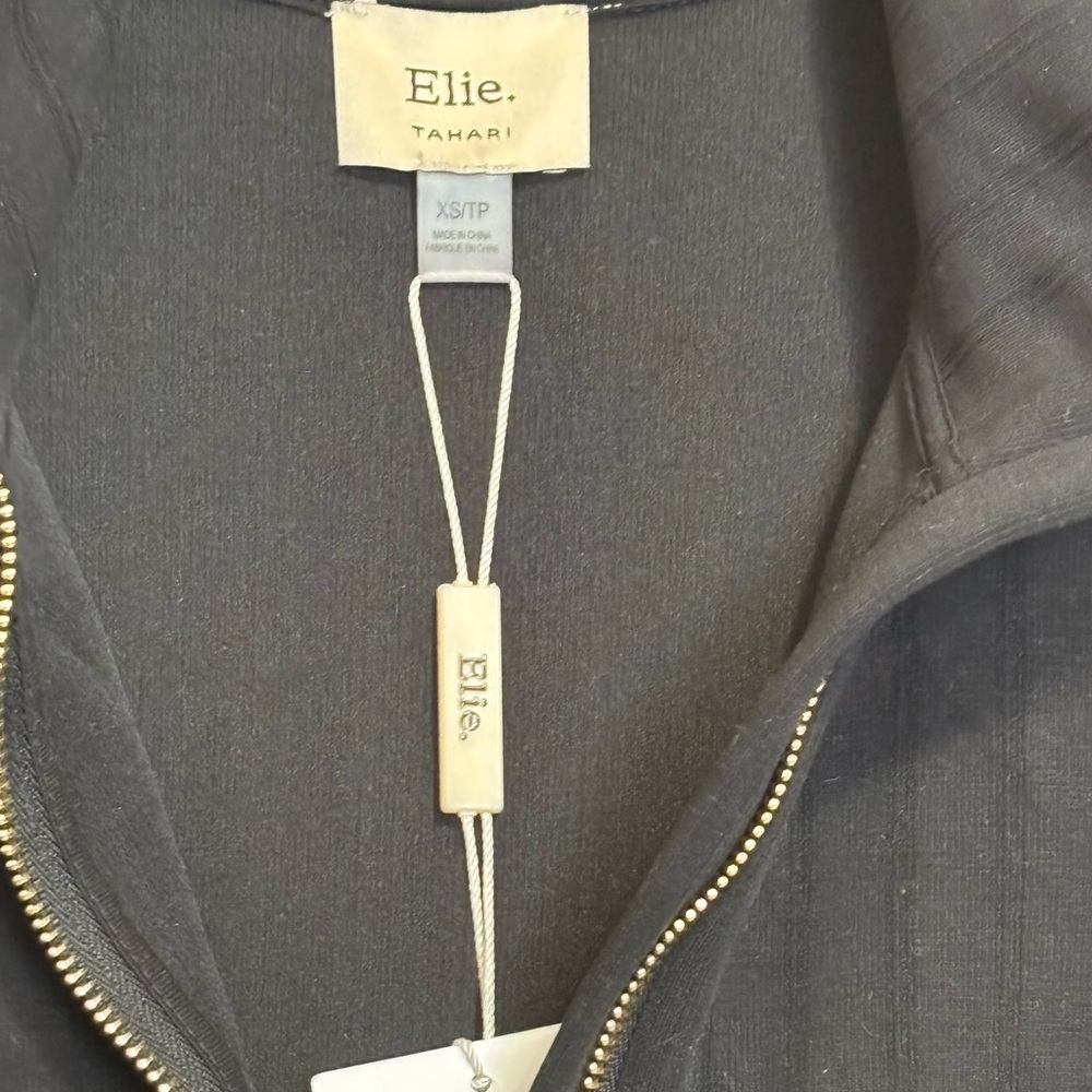 NWT Elie Tahari black striped Zip-Up - Picture 3 of 10